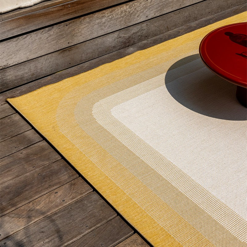 Tapis d'extérieur jaune