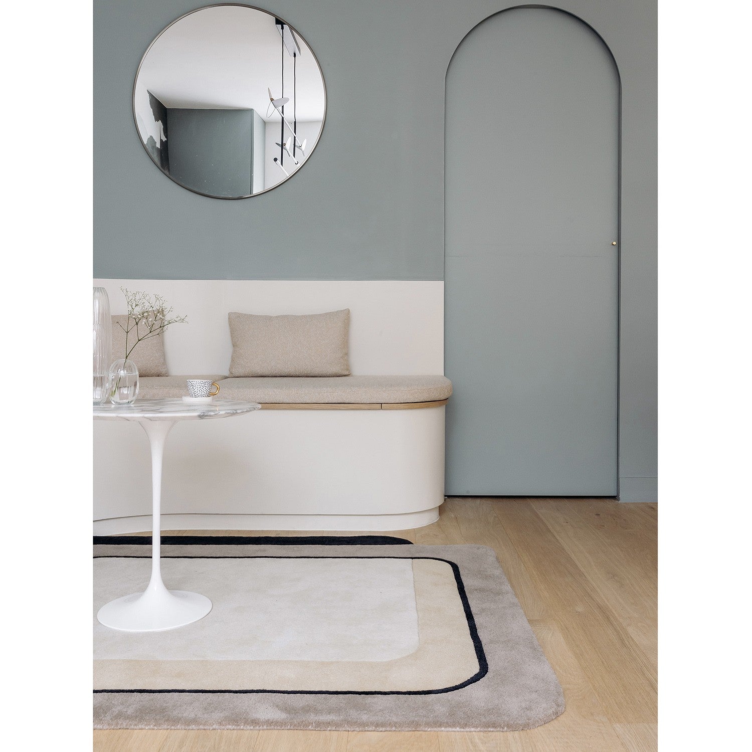 Tapis en laine gris