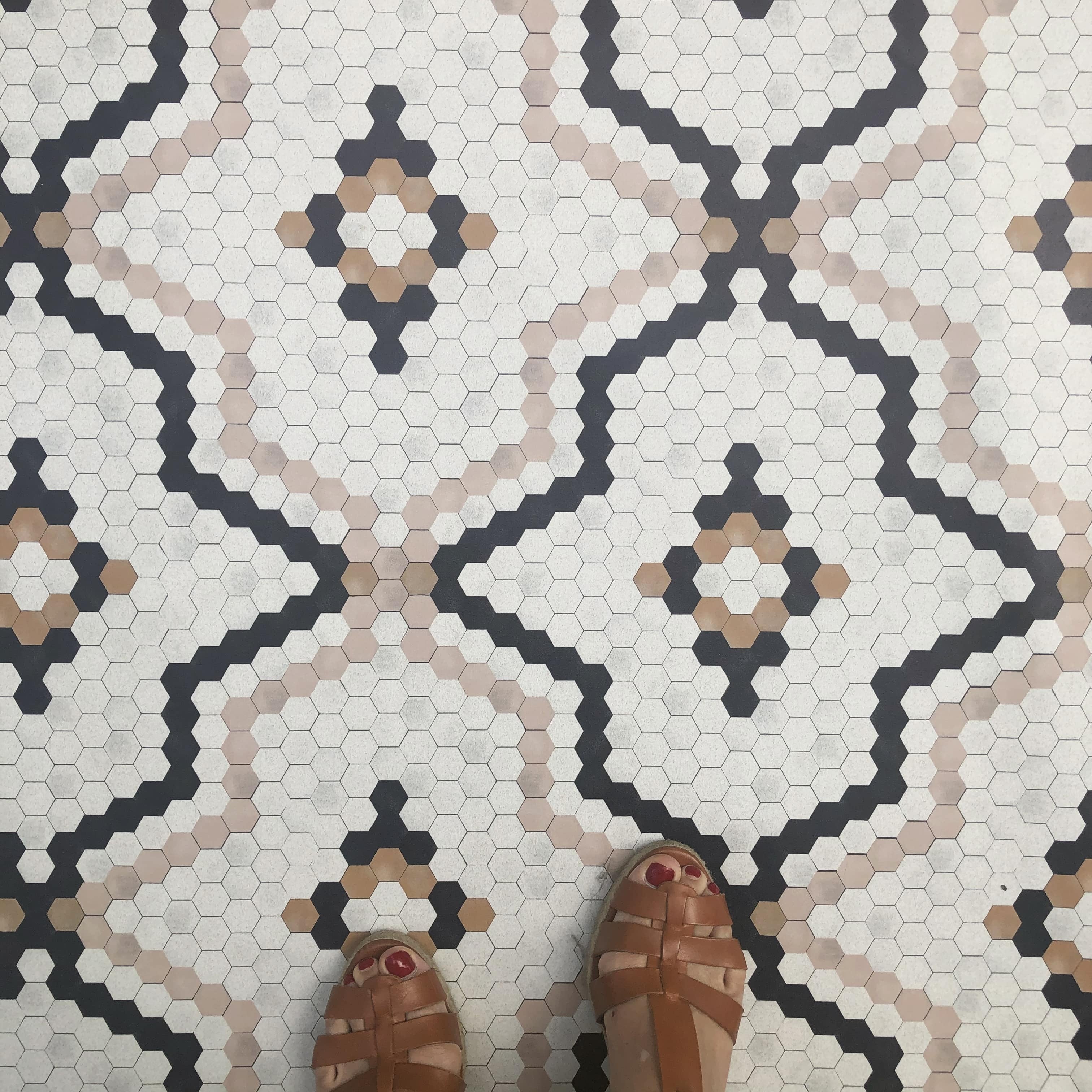 Design rug TOMETTES beige