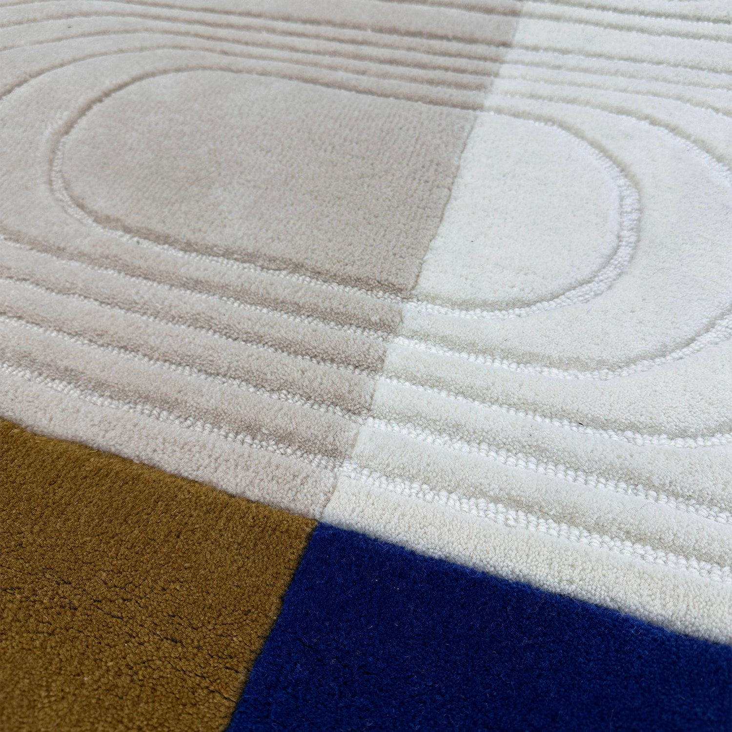 Tapis bleu Bibelot