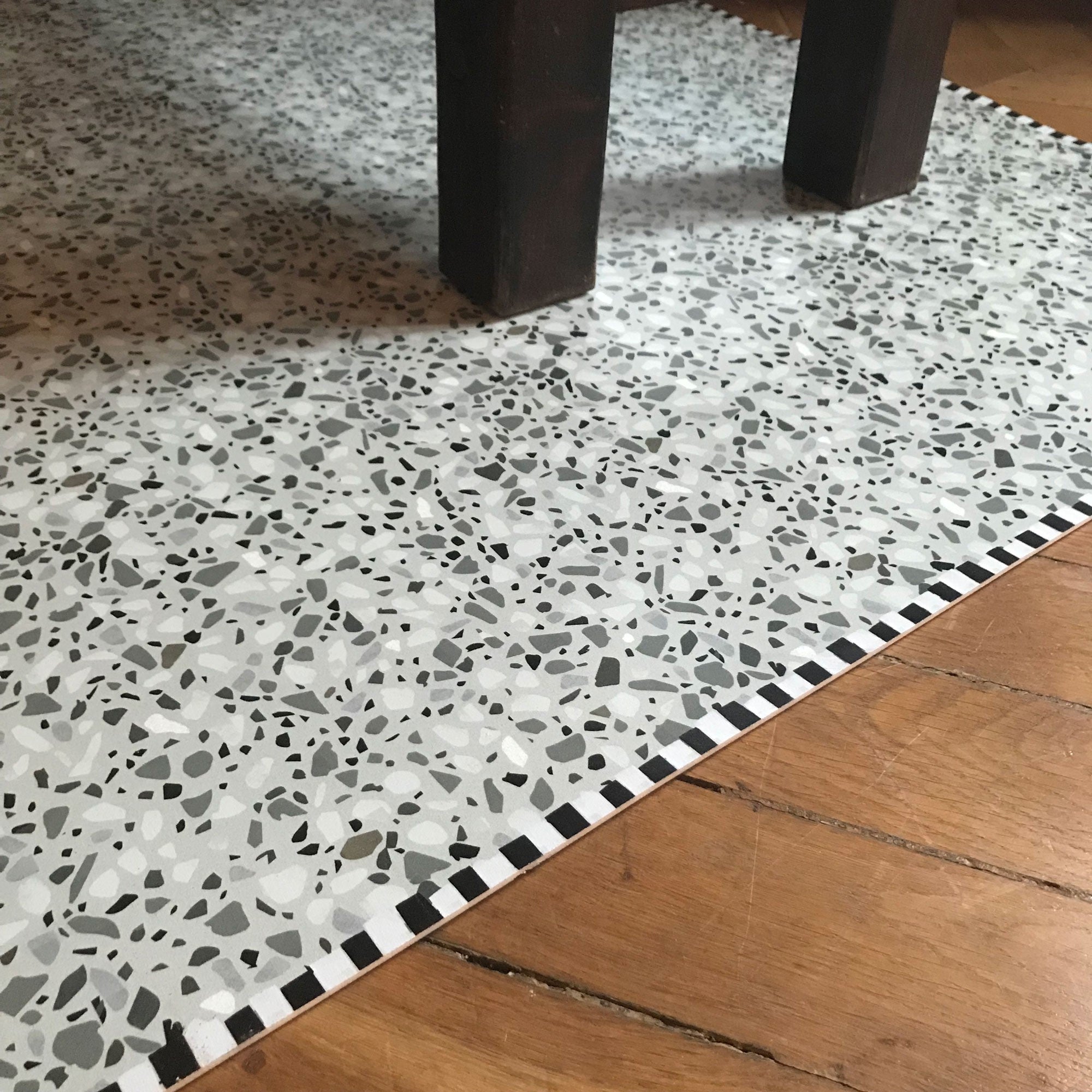 Tapis vinyle Terrazzo gris