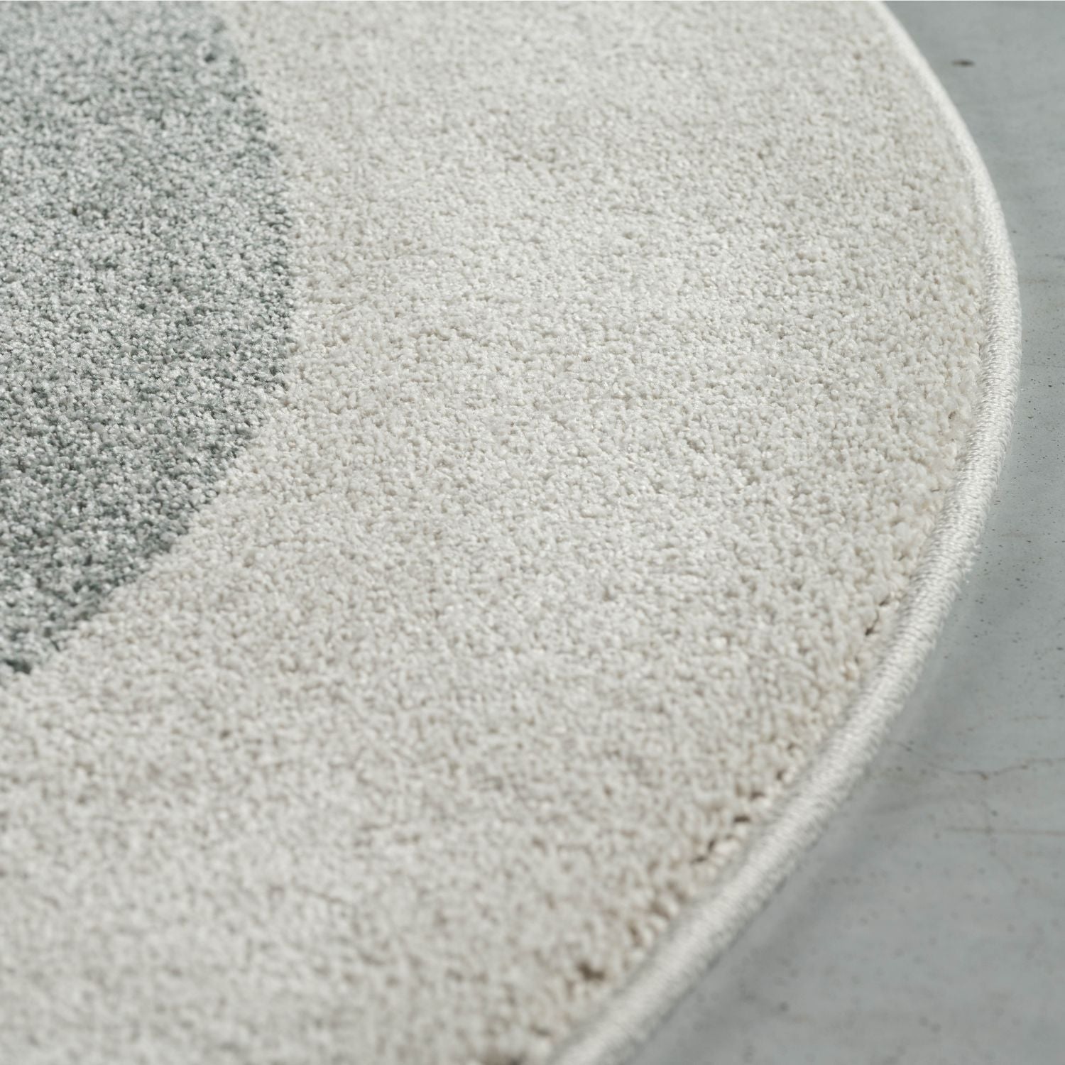Zoom tapis blanc et vert