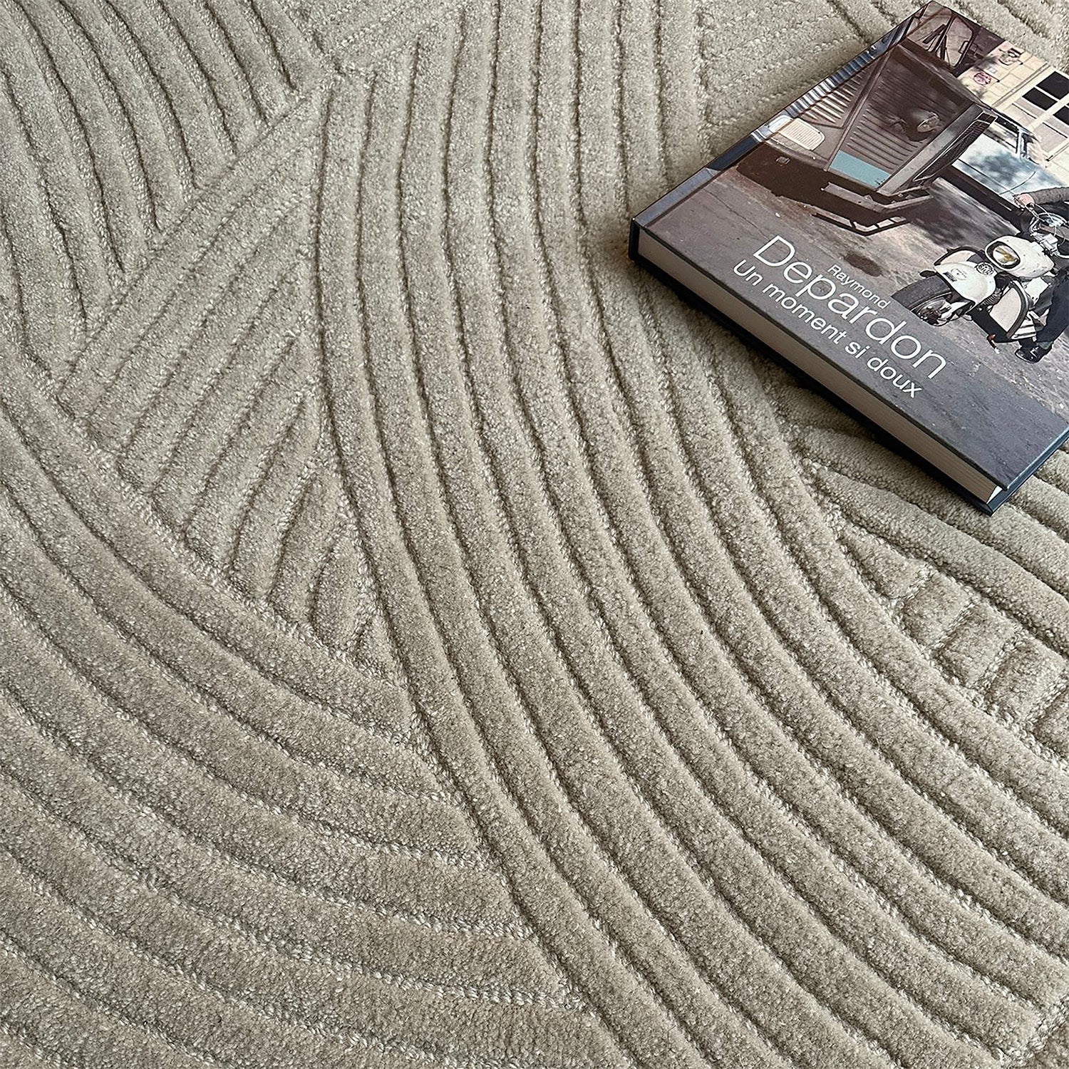 Tapis beige uni Canopée