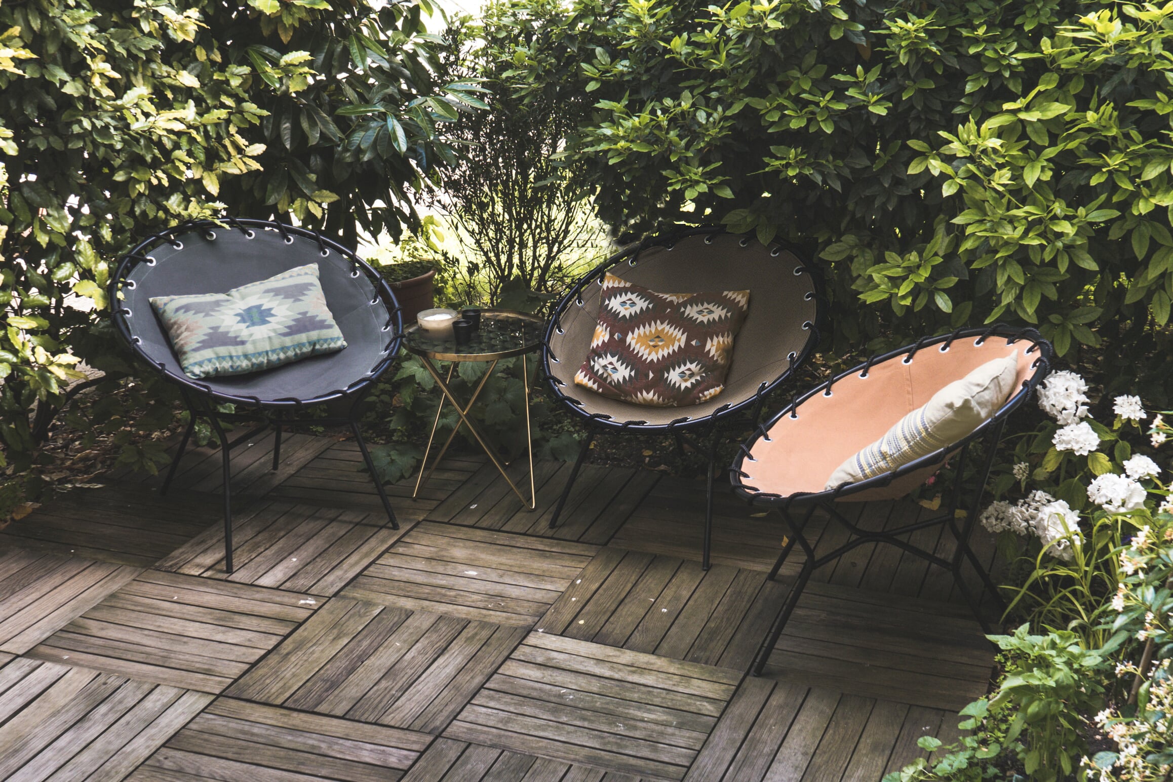 Léonie design armchairs
